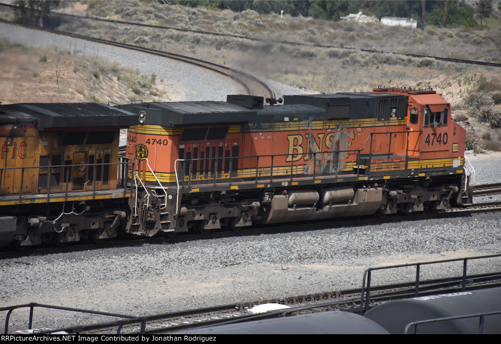 BNSF 4740